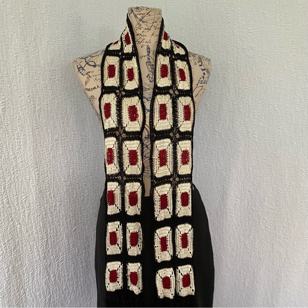 Granny Square Scarf
